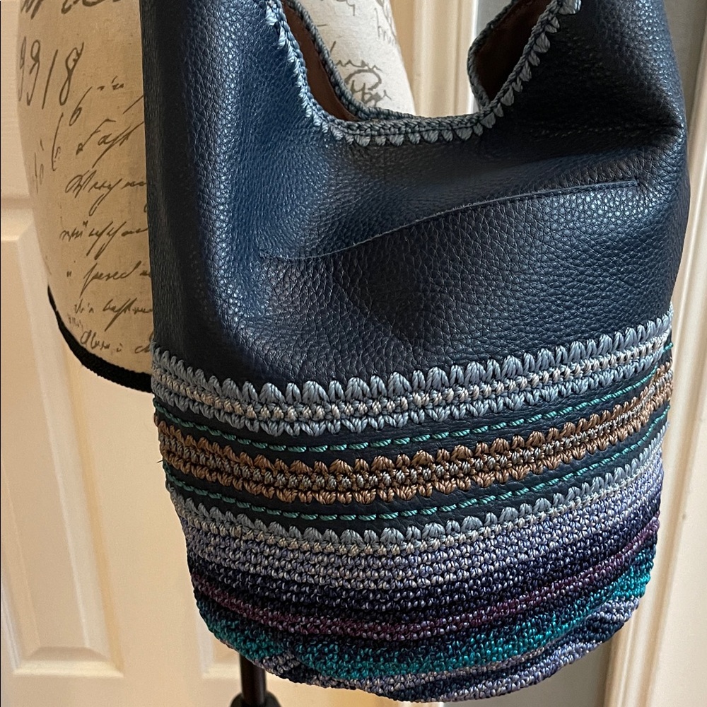 The Sak Navy & Multicolor Woven Hobo Shoulder Bag - Picture 4 of 7